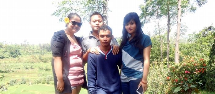 Wisata dan Buka Bersama Siswa Paket C Juli 2013